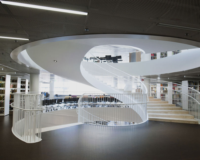 大學(xué)圖書館設(shè)計(jì)如何成為校園催化劑